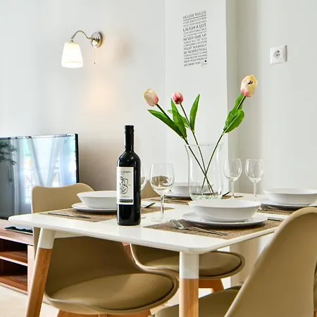Renovated Flat In Perfect Location Athènes